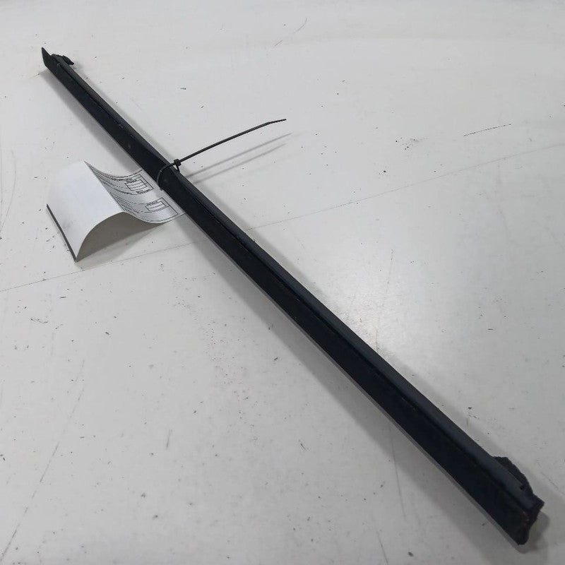 Ford Fiesta Right Front Weather Strip Interior  2016 2017 2018 2019