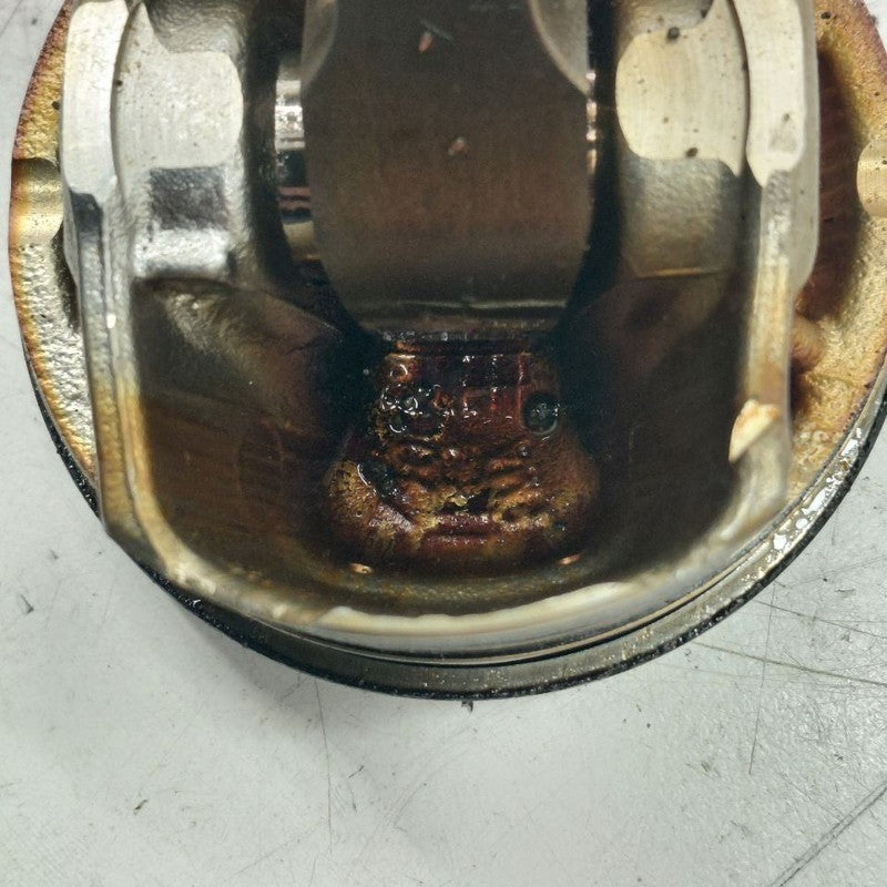 Chevy Volt Single Piston With Connecting Rod   1.5 2019 2018 2017 2016