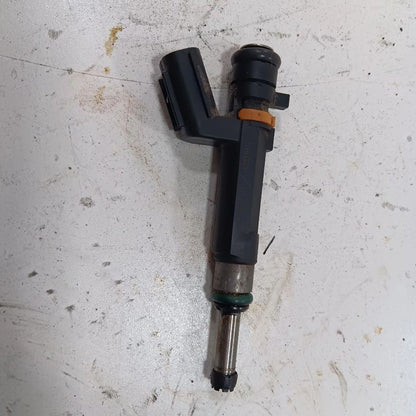 Fuel Injection Injector Fits 18-23 Nissan Kicks OEM