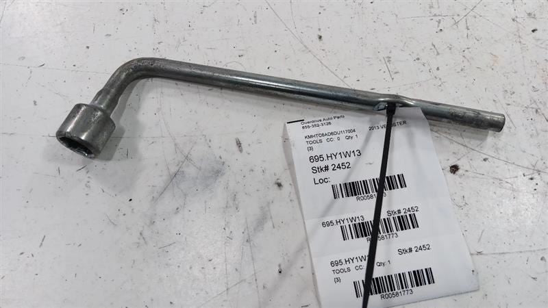 Hyundai Veloster Spare Tire Changing Wrench Tool  2012 2013 2014 2015 