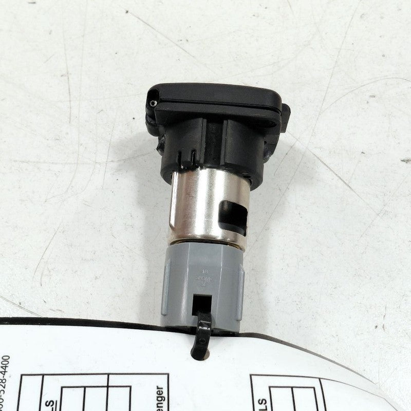 Ford Edge 12V Power Port Socket  2019 2020 2021 2022 2023 2024 OEM