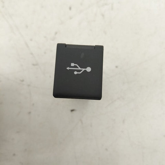 Toyota Prius USB Plug In Hub Port  2022 2021 2020