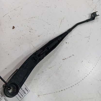 Jeep Renegade Windshield Wiper Arm Left Driver   2021 2020 2019 OEM