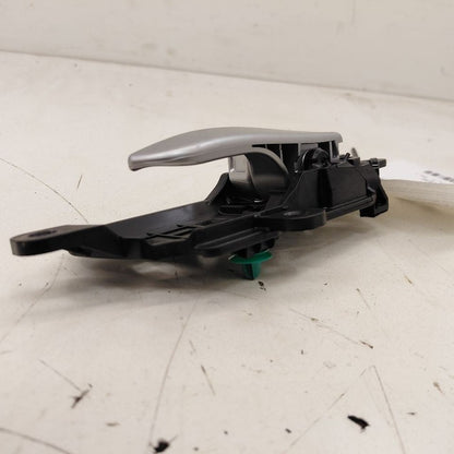 Kia Sportage Door Handle Right Passenger Front Interior Inside  2020 2