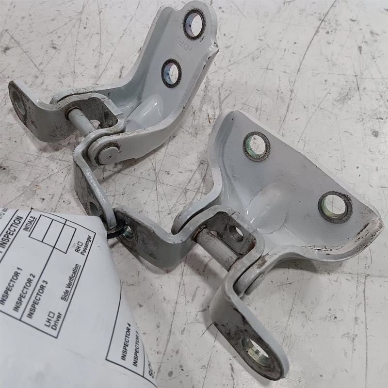 Kia Forte Door Hinge Set Right Rear Passenger  2014 2015 2016