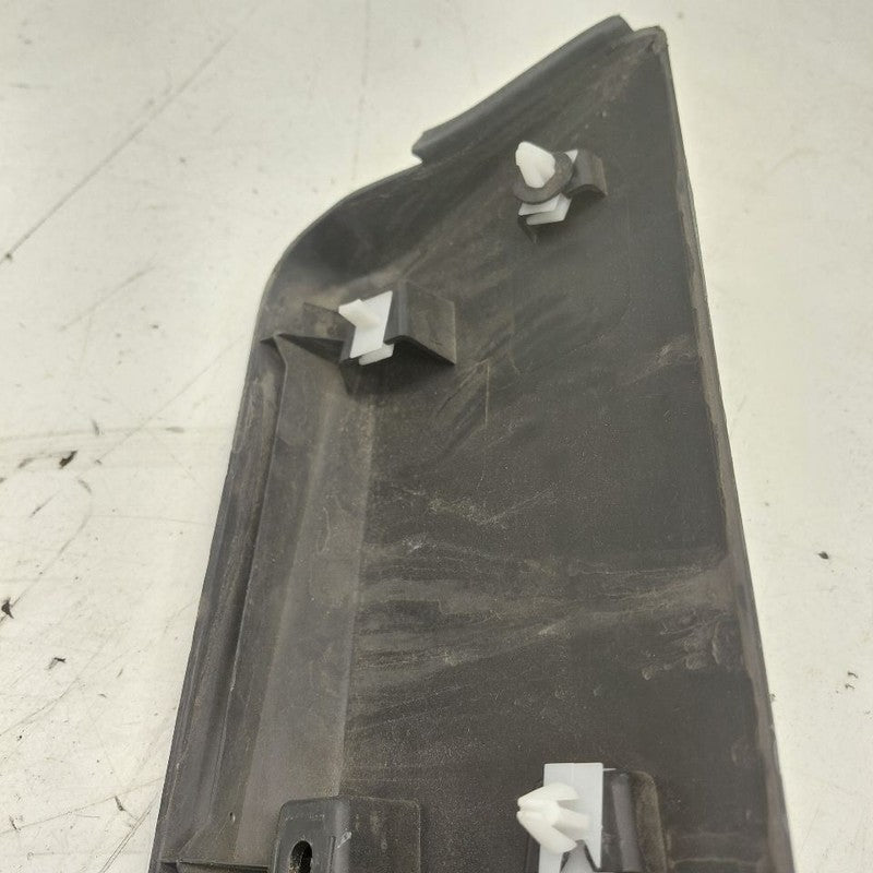Chevy Trax Door Molding Trim Strip Right Passenger Side Front  2022 20