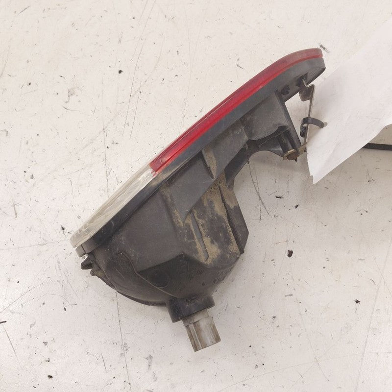 Mitsubishi Outlander   Passenger Right Rear Reflector  2018 2017 2016