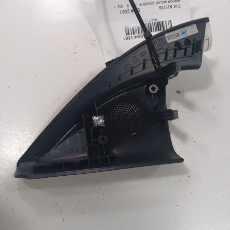 Kia Sorento Mirror Mount Cover Door Trim Right Passenger  2018 2017 20