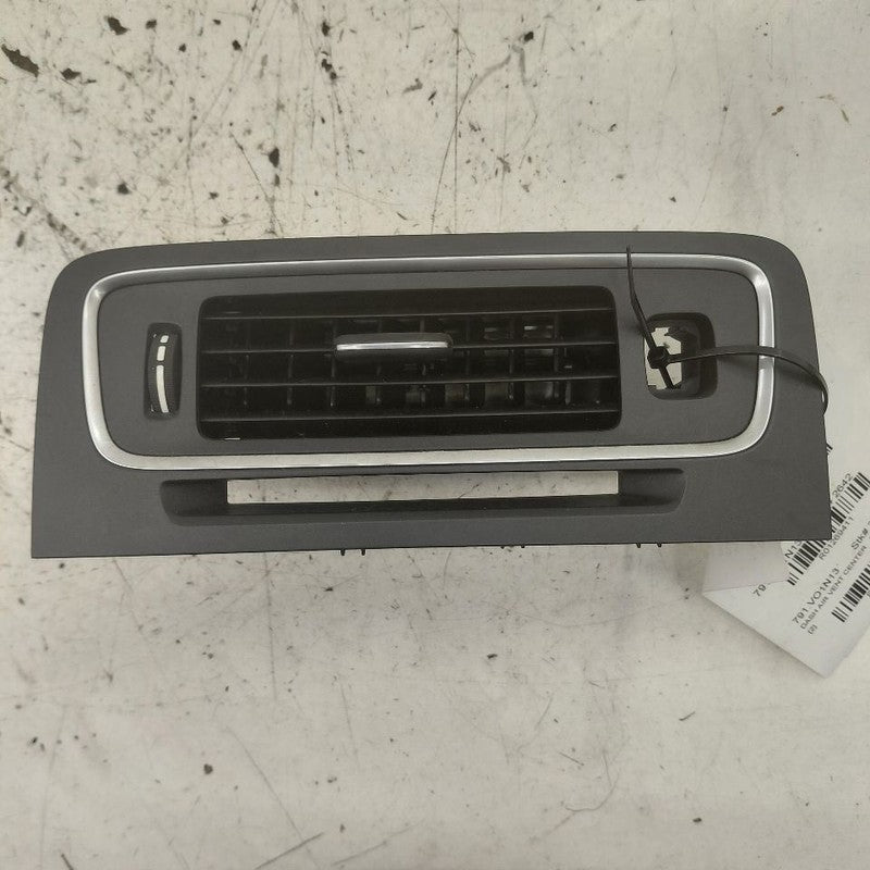 Volvo S60 Dash Air Vent Center Middle  2013 2014 2015