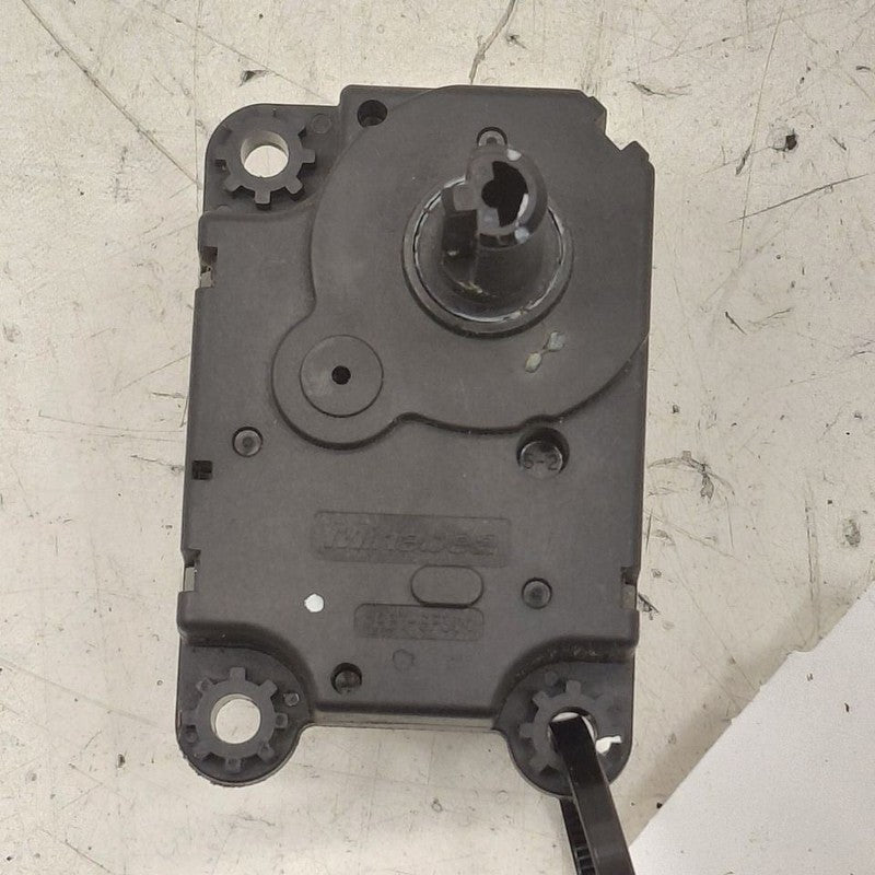 Mitsubishi Outlander   Flap Door Motor Heater AC Door Actuator  2018 2