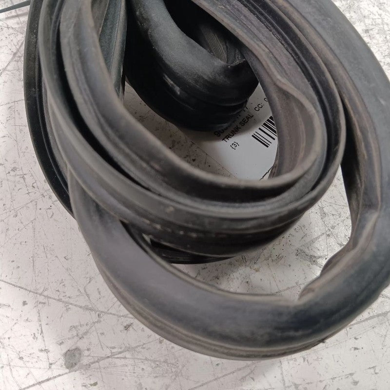 Kia Forte Trunk Lid Hatch Door Rear Back Rubber Seal  2015 2016 2017 2018