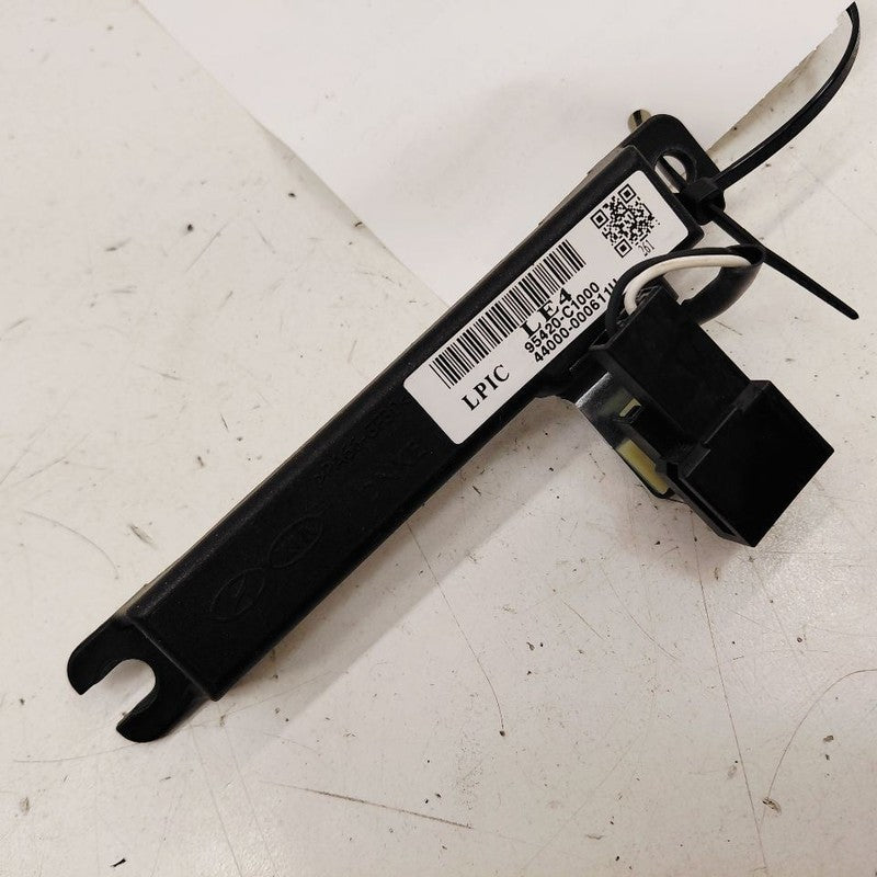 Hyundai Sonata Keyless Entry Antenna Module {95420C1000} 2017 2016 201