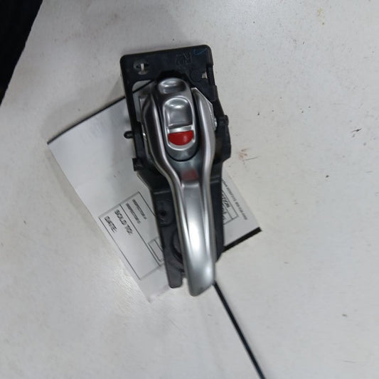 Jeep Cherokee Door Handle Right Passenger Rear Interior Inside  2015 2016 2017