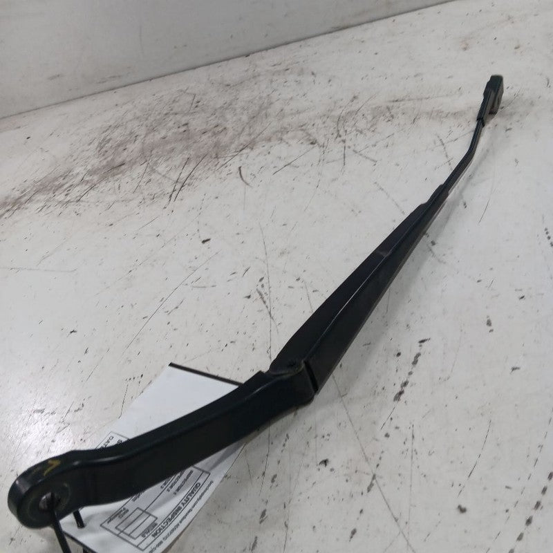 Fiat 500 Windshield Wiper Arm Left Driver  2016 2017 OEM