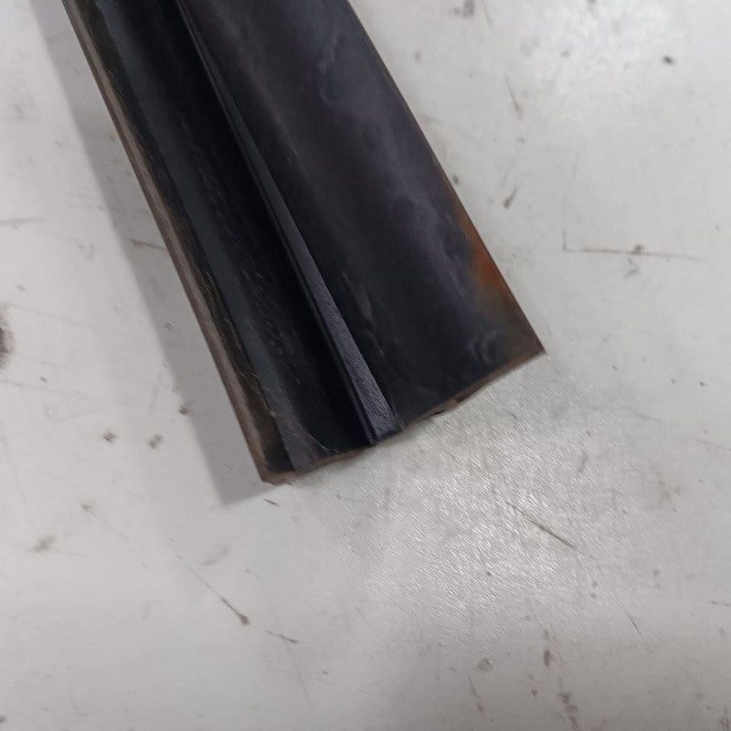 Kia Optima Door Glass Window Seal Rubber Left Driver Rear Back  2018 2017 2016