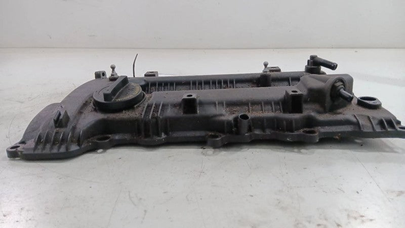 Hyundai Elantra Engine Cylinder Head Valve Cover  2011 2012 2013 2014 