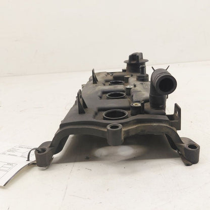 Nissan Rogue Engine Cylinder Head Valve Cover  2.5 2017 2018 2019 OEM