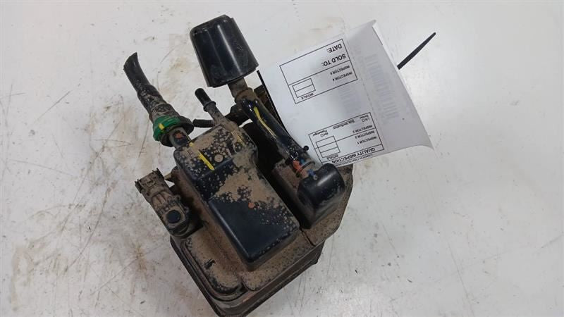 Buick Encore Fuel Vapor Canister Charcoal Evaporator Can  2013 2014 2015 2016