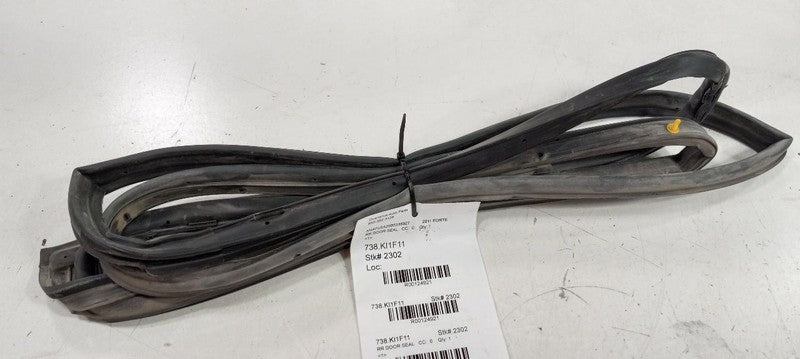 Kia Forte On Door Seal Rubber Right Passenger Rear Back 2010 2011 2012
