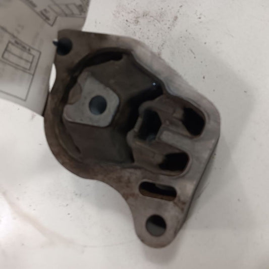 Nissan Altima Engine Motor Mount Rear Back  2.5L 2017 2016 OEM