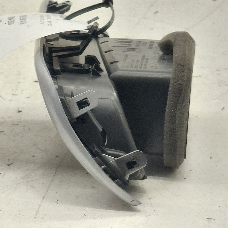Chevy Volt Dash Air Vent Left Driver  2019 2018 2017 2016