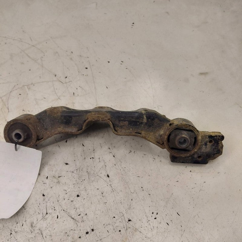Subaru XV Crosstrek Rear Carrier Mount Bracket  2022 2021 2020 2019