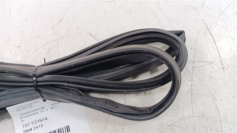 Toyota Prius On Door Seal Rubber Right Passenger Front 2015 2014 2013 