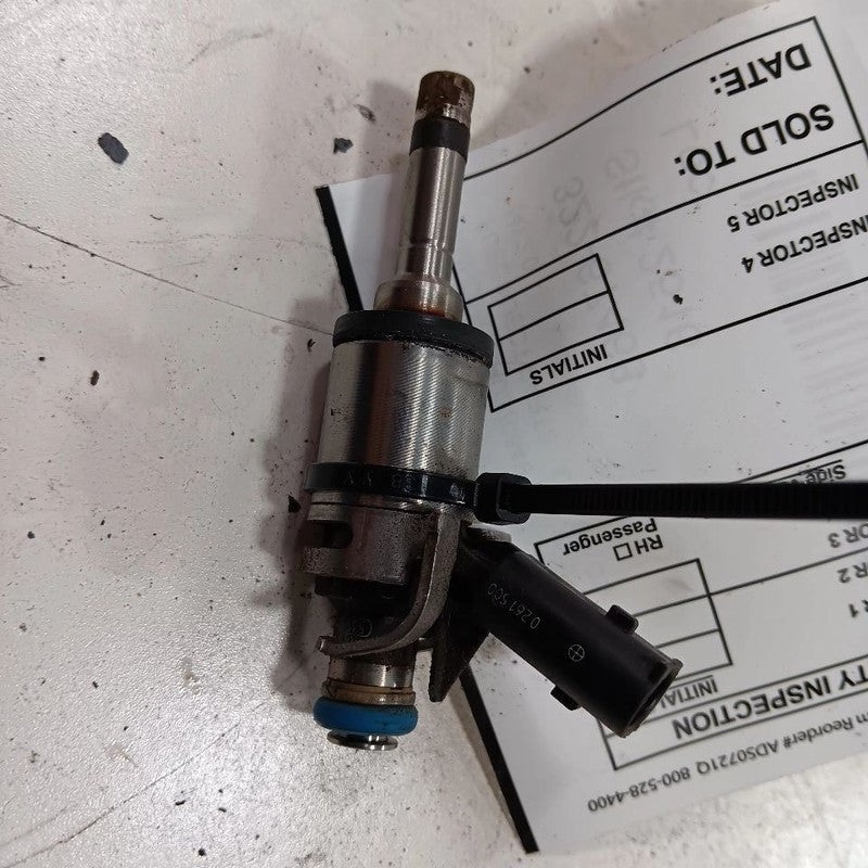 353102E500 Fuel Injection Injector 2.0L Hatchback Fits 14-17 Hyundai Elantra