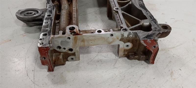 Chrysler 200 Engine Block Crankshaft Main Cap 2015 2016 2017 OEM