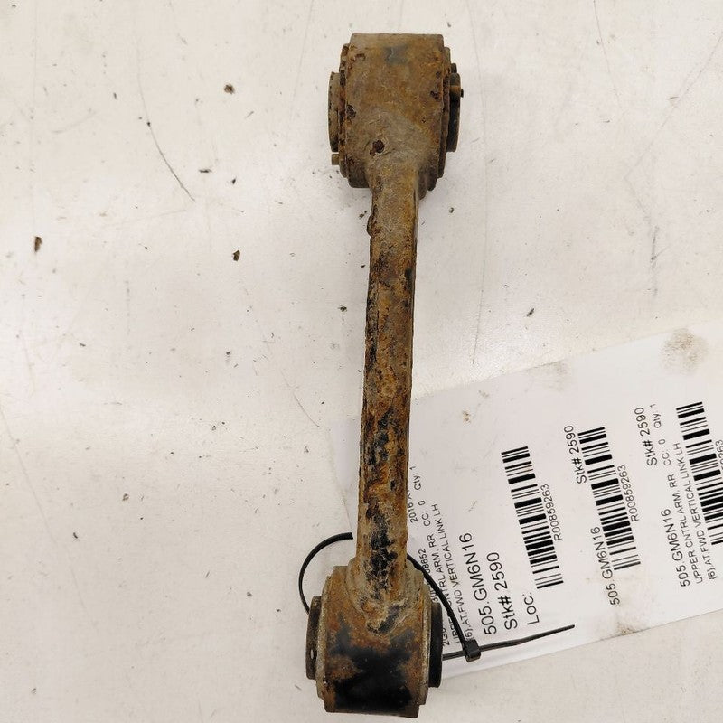 Cadillac XTS Left Rear Upper Vertical Link Control Arm      2016 2017 