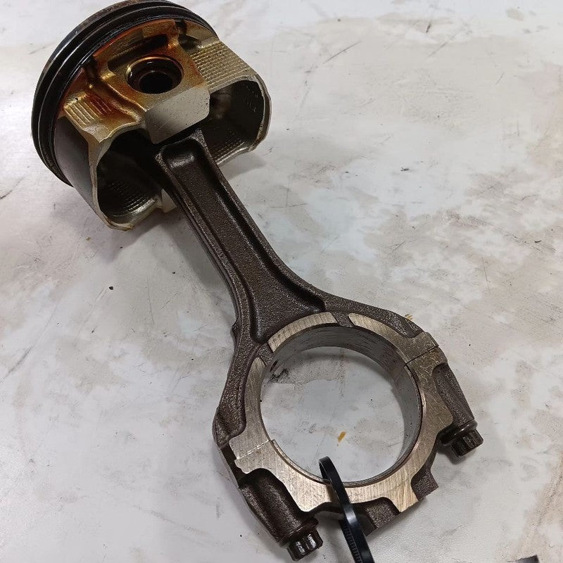 INFINITI Q50 3.7 Single Piston With Connecting Rod   2014 2015 2016 2017 2018