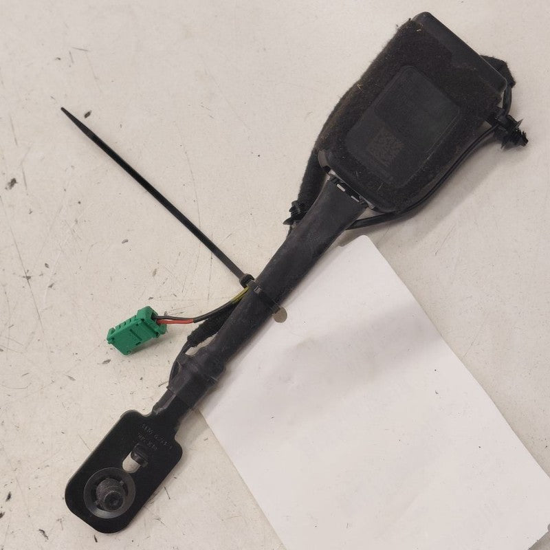 2018 Fiat 500 X Model Passenger Right Front Seat Belt Buckle Latch