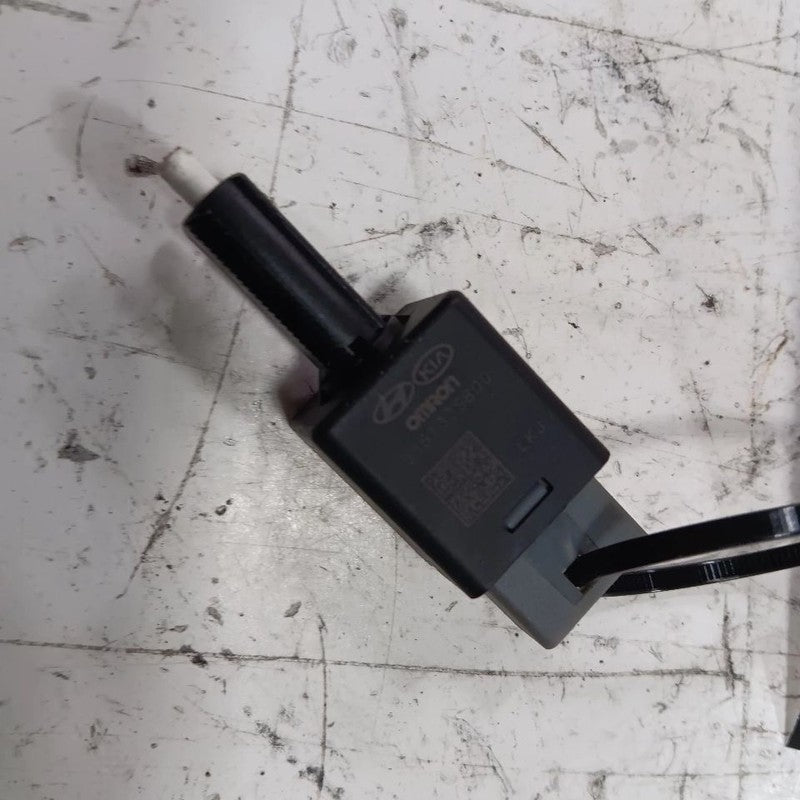 Hyundai Accent Brake Pedal Switch 2014 2015 2016 2016 2017 OEM