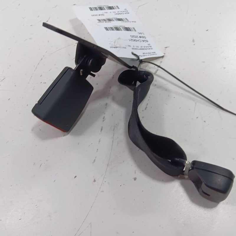 Jeep Compass Seat Belt Buckle Latch Left Rear Back  2021 2020 2019 2018 