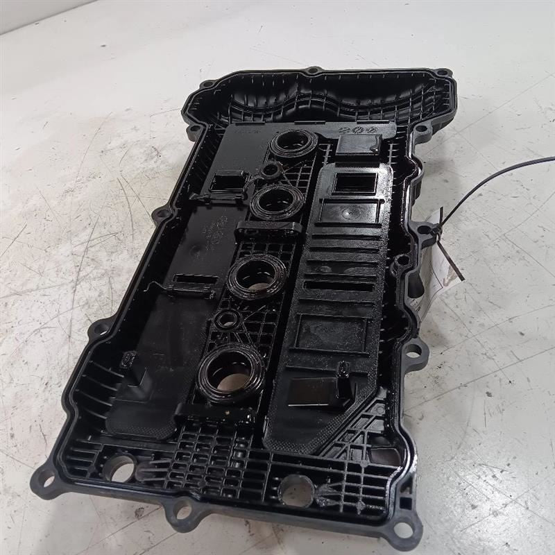 Kia Forte Engine Cylinder Head Valve Cover  1.8L 2014 2015 2016