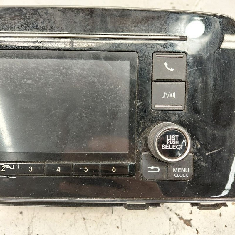 Audio Equipment Radio Receiver and Display US Market LX 18-21 Honda CR