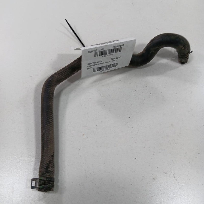 Toyota Yaris 1.5 Coolant Line Crossover Pipe  2020 2019 2018 2017 2016