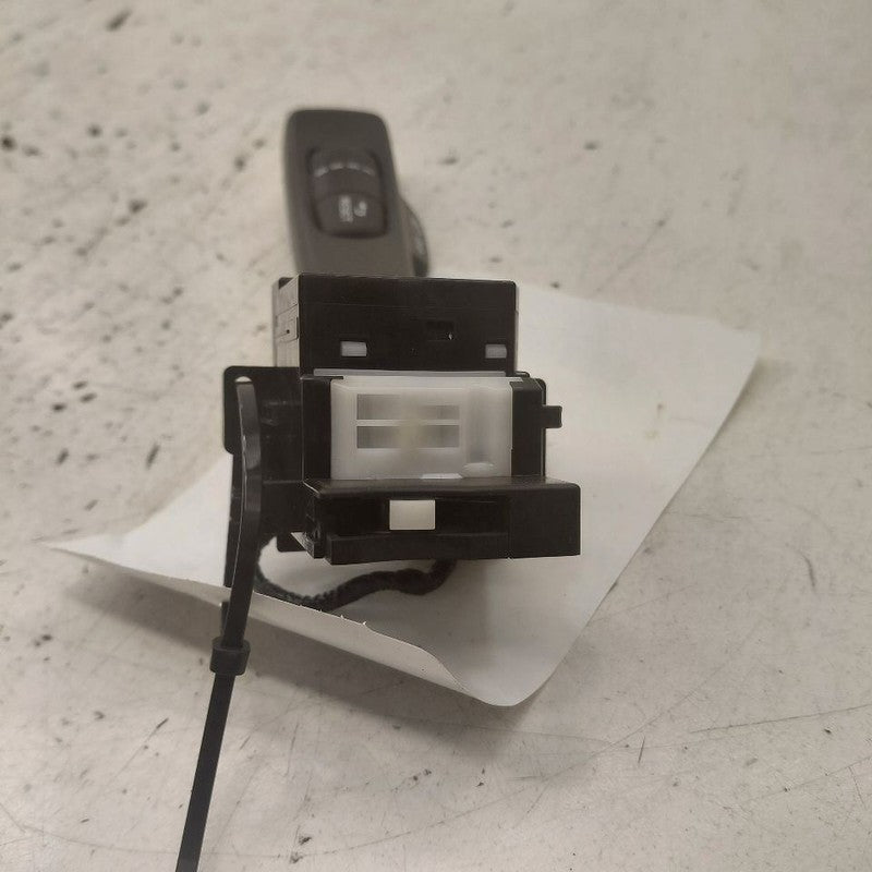 Driver Left Column Turn Signal Blinker Switch XC70 Fits 09-13 Volvo 70