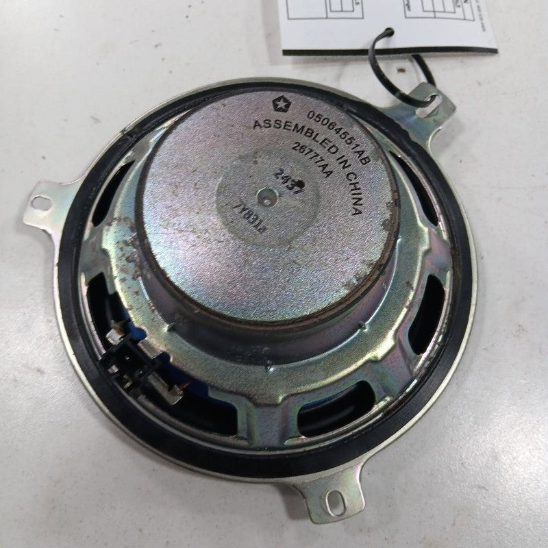 Grand Cherokee Speaker Right Passenger Rear  2017 2018 2019 2020 OEM