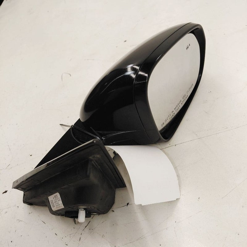 Passenger Right Side View Door Mirror Power Non-heated 21-25 Chevy Tra