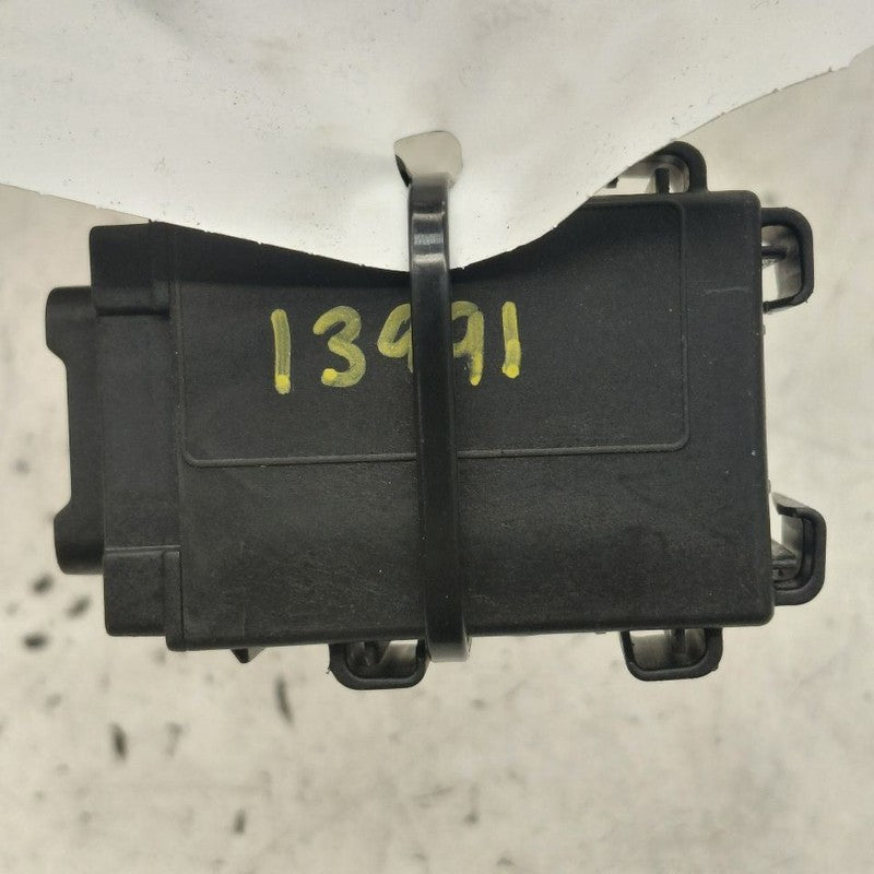 Theft-locking Gateway Control Module Fits 20-24 Nissan Murano