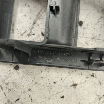Nissan Versa Window Switch Bezel Trim Left Front 2019 2018 2017 2016