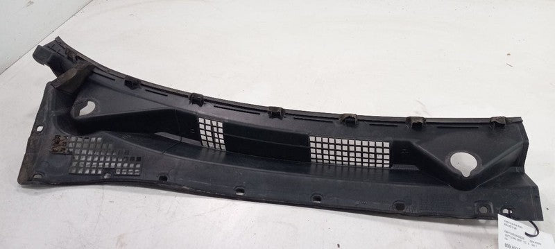 Hyundai XG350 Windshield Cowl Vent Panel Trim Cover Left Driver Side 2
