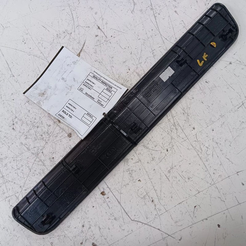 Kia Soul Sill Trim Plate Door Jam Threshold Left Driver Front  2017 2018 2019