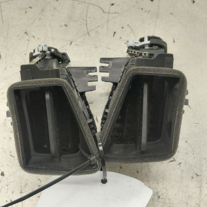 Chevy Trax Dash Air Vent Center Middle  2022 2021