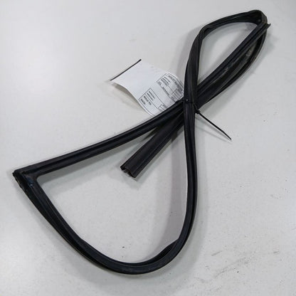 Hyundai Accent Door Glass Window Seal Rubber Right Passenger Front  20