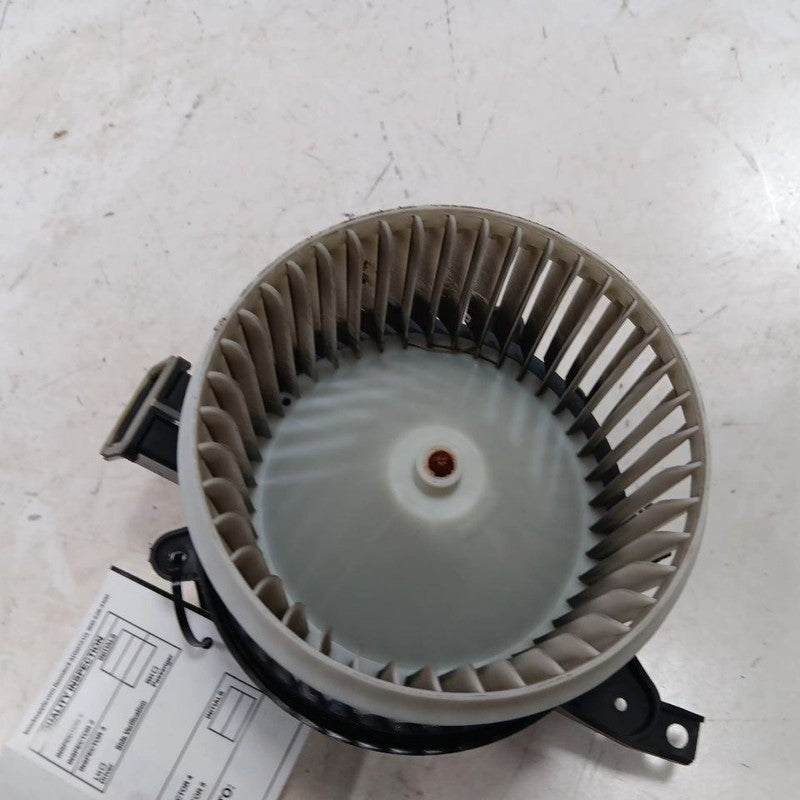 Blower Motor Fits 15-23 Jeep Renegade OEM