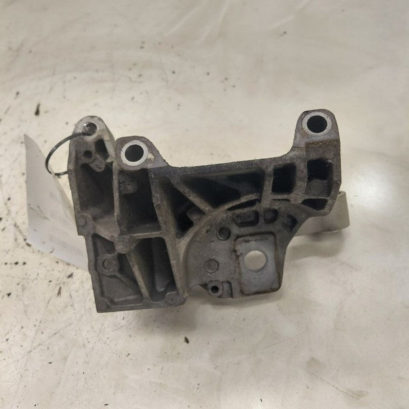 Volvo S60 Engine Motor Mount Right Passenger Upper 2.5 2013 2014 2015