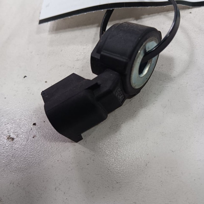 Chevy Malibu Engine Knock Sensor 2019 2020 2021 2022 OEM
