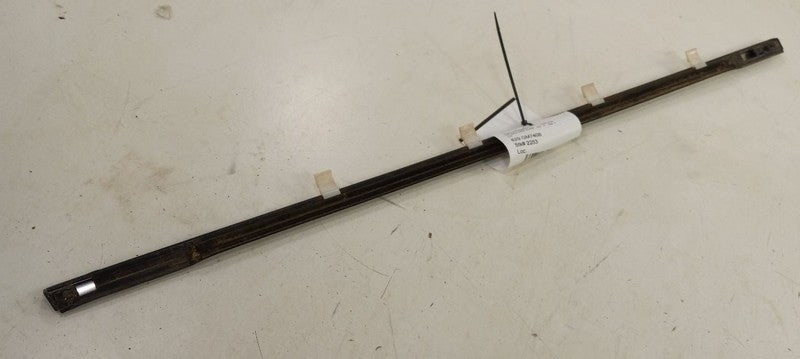 Saturn Vue Door Glass Window Weather Strip Trim Rear Right Passenger S